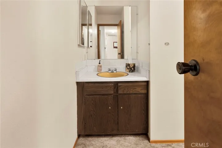 (1) Bathroom