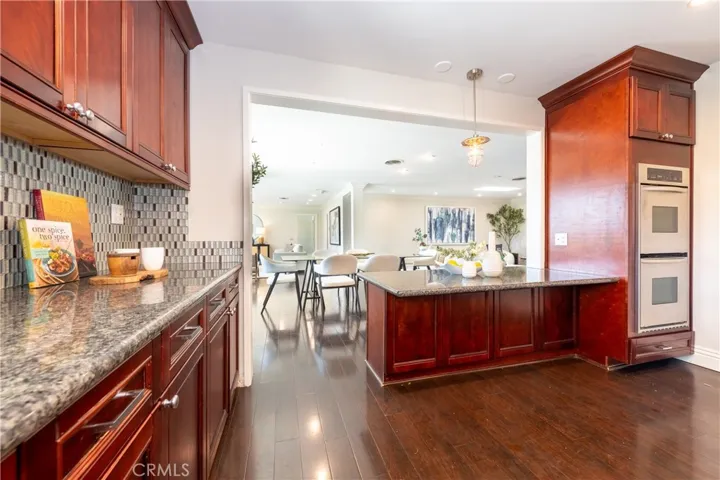 3666 Sapphire Drive, Encino, California 91436