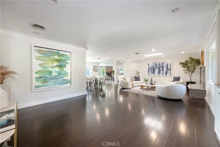 3666 Sapphire Drive, Encino, California 91436