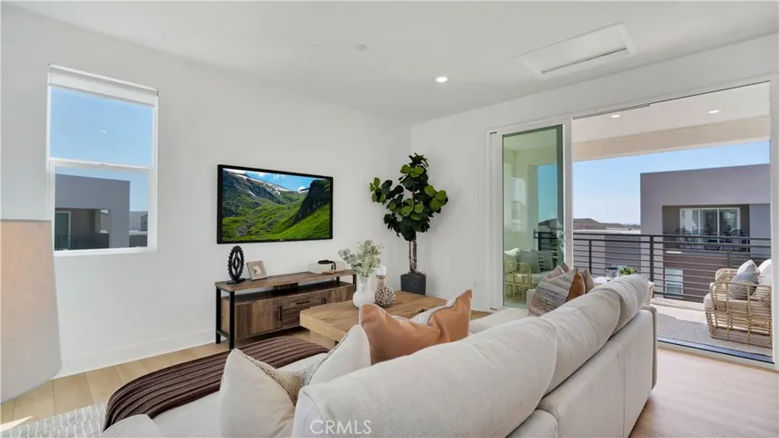 3rd Floor Bonus Room / Family Room