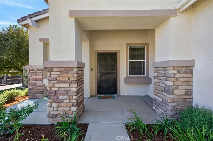 31081 Cedar Oak Road, Menifee, California 92584