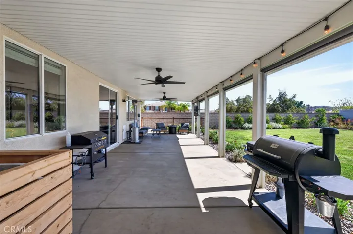31081 Cedar Oak Road, Menifee, California 92584