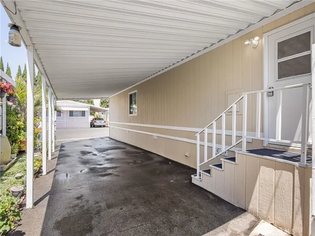 Entrance 1