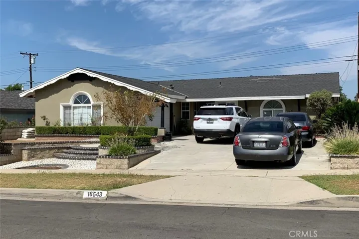16543 Red Coach, Whittier, California 90604