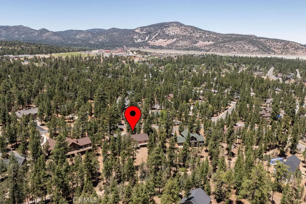 1016 Heritage, Big Bear City, California 92314 — photo 5