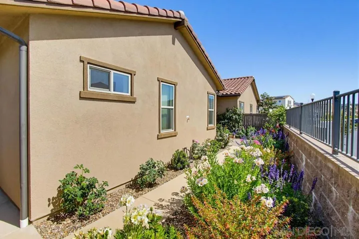7944 Lusardi Creek Ln, San Diego, California 92127