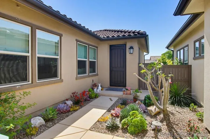 7944 Lusardi Creek Ln, San Diego, California 92127