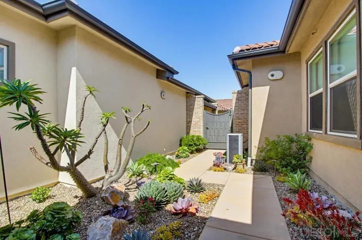 7944 Lusardi Creek Ln, San Diego, California 92127