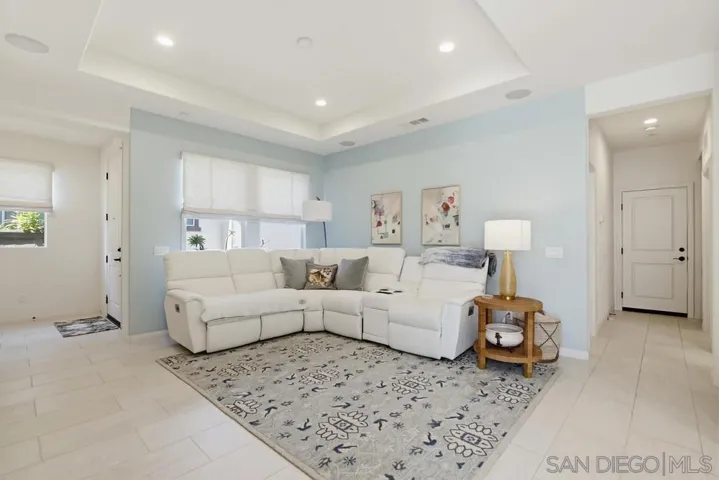 7944 Lusardi Creek Ln, San Diego, California 92127