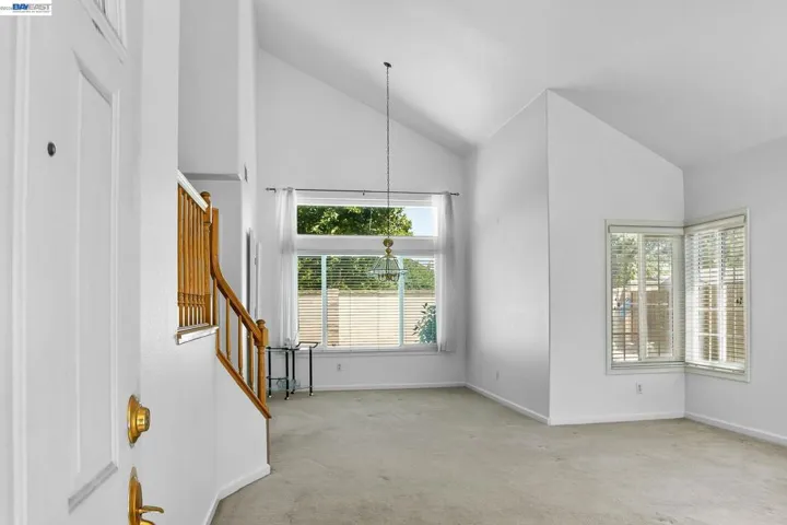 1110 Plymouth Dr, Tracy, California 95376