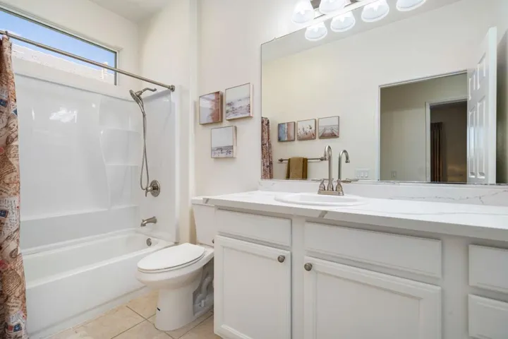 31-web-or-mls-PMStansbury_OPMG_0526_031