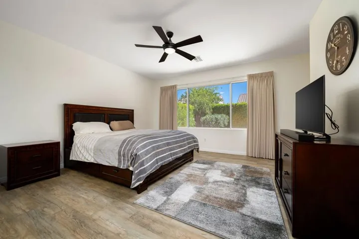 27-web-or-mls-PMStansbury_OPMG_0526_027