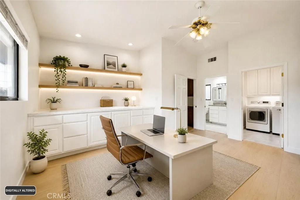 Bonus Room - Office