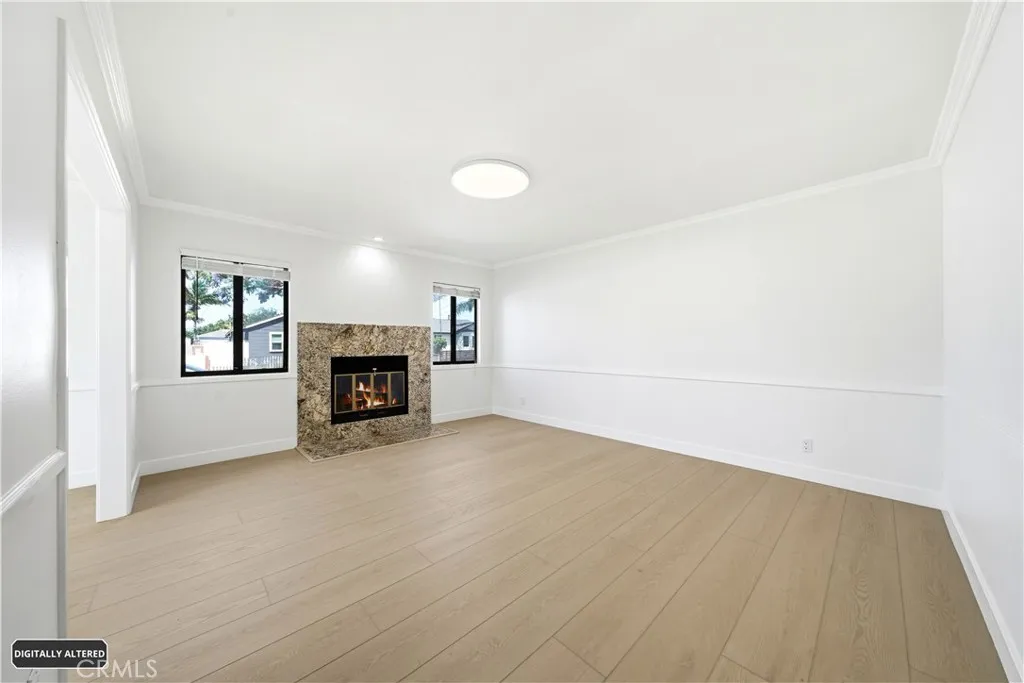 Living Room w/ Gas Fireplace