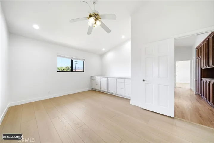 Bonus Room - Office