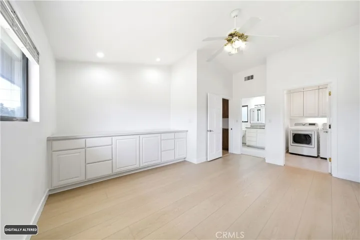Bonus Room - Office