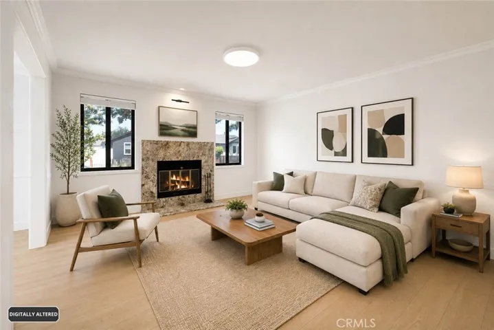 Living Room w/ Gas Fireplace