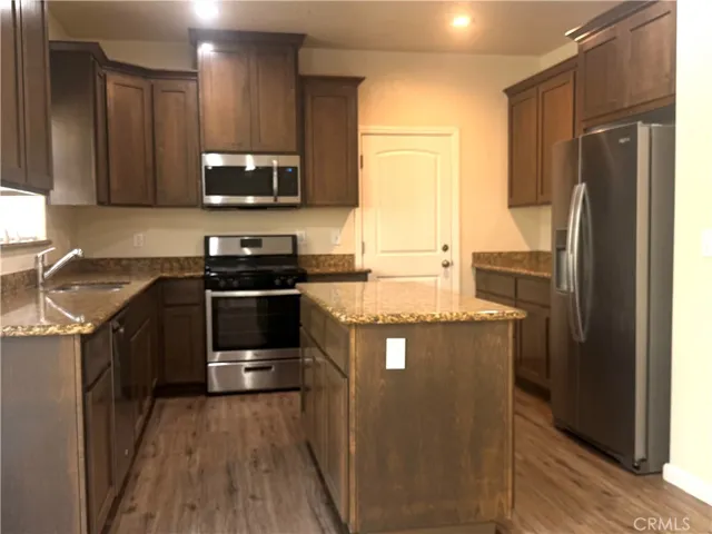 1339 Playa Del Rey, Merced, California 95348