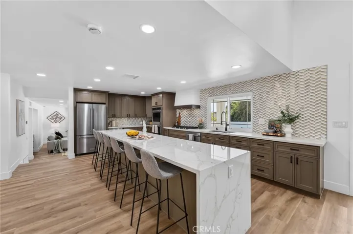 252 W 19th Street, Upland, California 91784