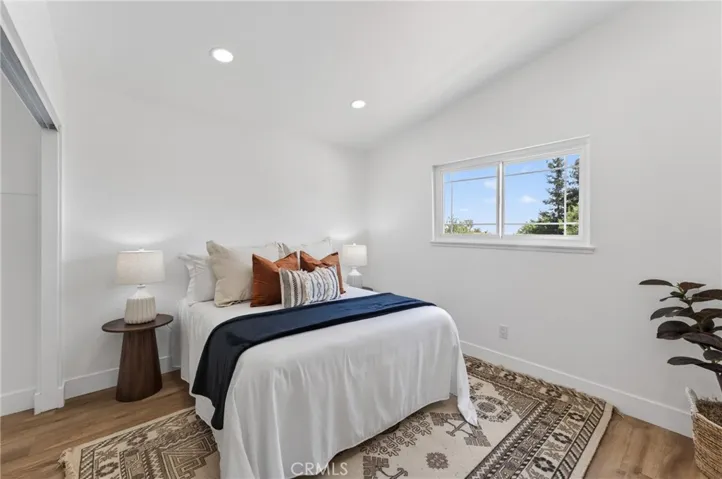252 W 19th Street, Upland, California 91784