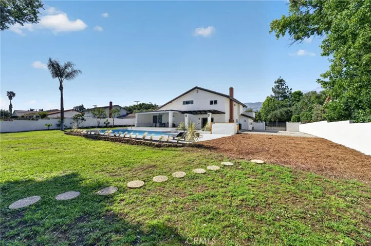 252 W 19th Street, Upland, California 91784