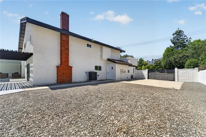 252 W 19th Street, Upland, California 91784