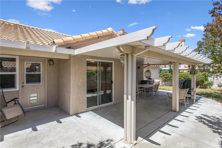 5904 Warwick Hills, Banning, California 92220