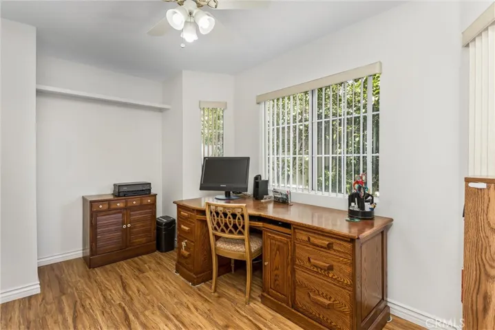 5904 Warwick Hills, Banning, California 92220