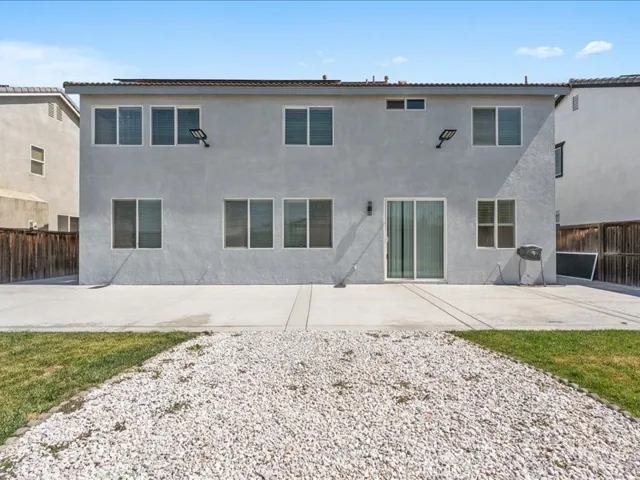 1886 Montara, San Jacinto, California 92583