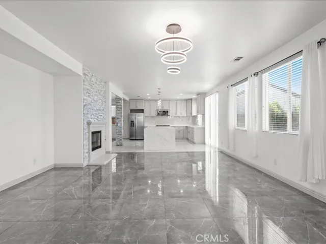 1886 Montara, San Jacinto, California 92583