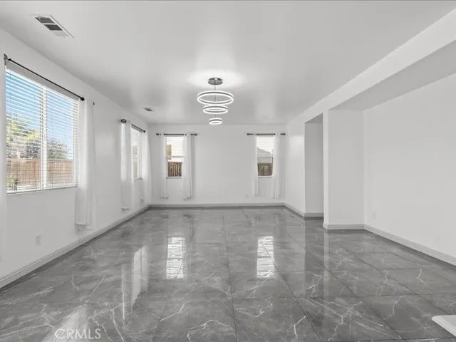 1886 Montara, San Jacinto, California 92583