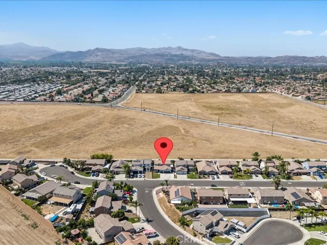1886 Montara, San Jacinto, California 92583