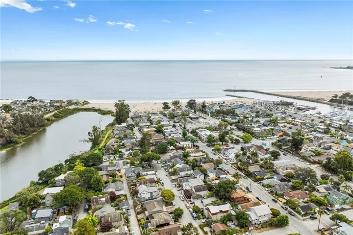 321 9th Avenue, Santa Cruz, California 95062