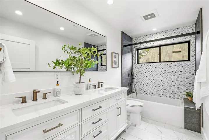 321 9th Avenue, Santa Cruz, California 95062