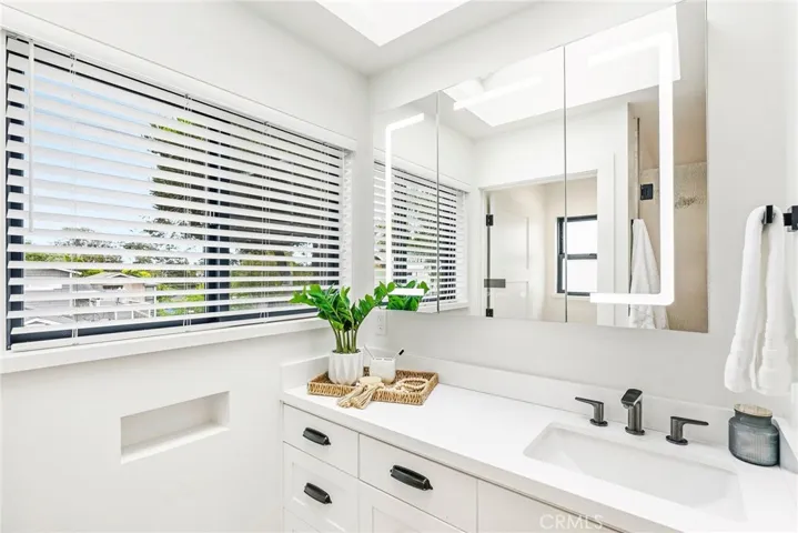 321 9th Avenue, Santa Cruz, California 95062
