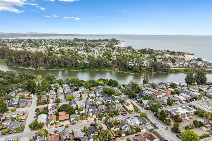 321 9th Avenue, Santa Cruz, California 95062