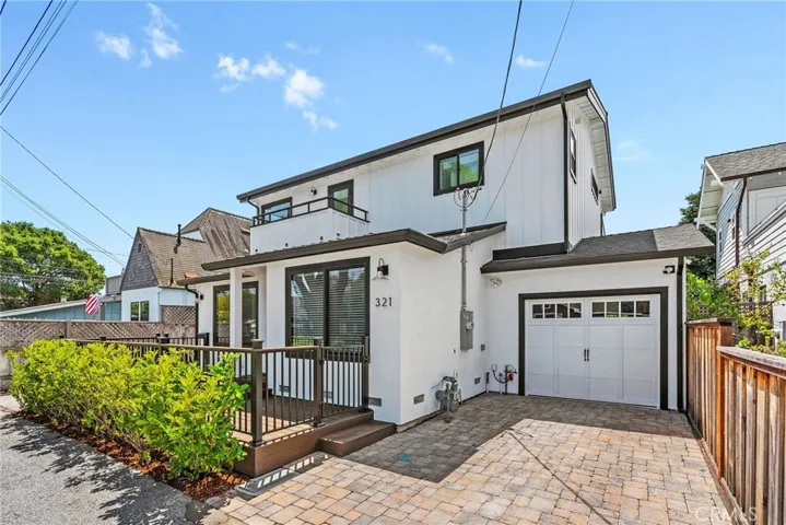 321 9th Avenue, Santa Cruz, California 95062