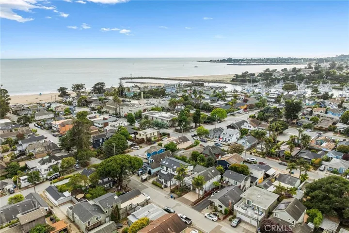 321 9th Avenue, Santa Cruz, California 95062