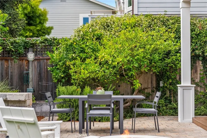 321 9th Avenue, Santa Cruz, California 95062
