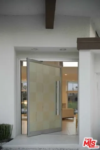 Mid Century Modern on Tamarisk