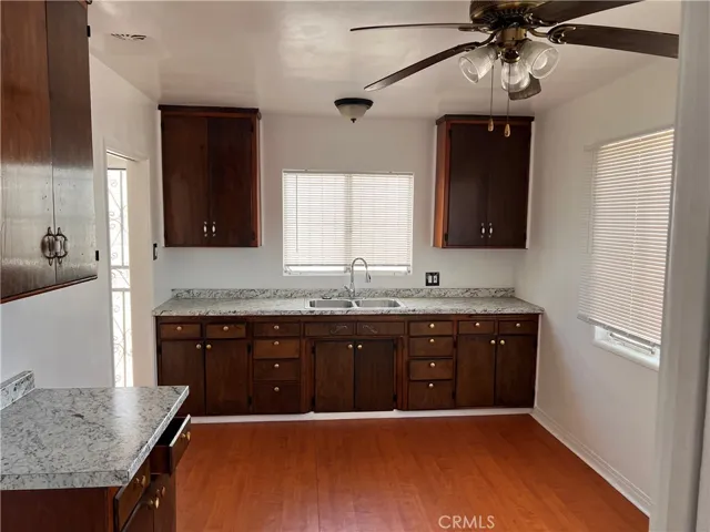 Rear Unit Kitchen