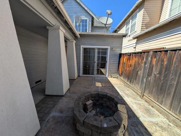 833 N San Antonio Road, Los Altos, California 94022