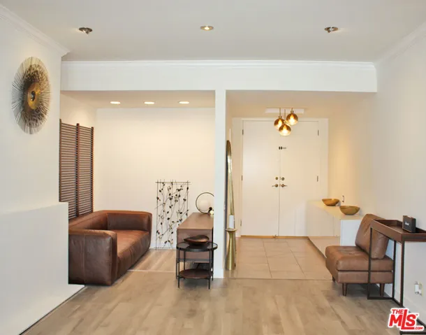 2175 S Beverly Glen Boulevard 302, Los Angeles, California 90025