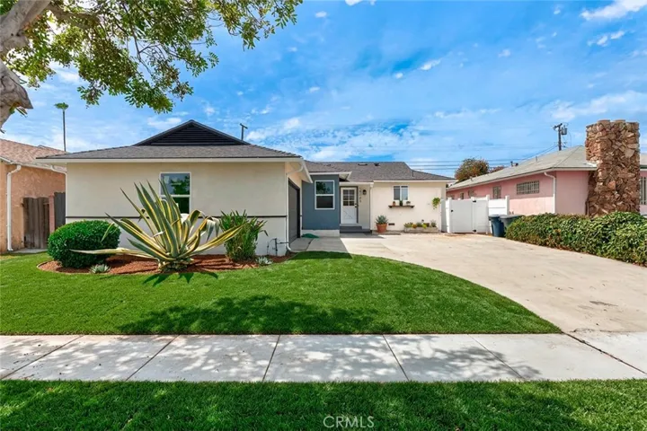 13103 Purche, Gardena, California 90249
