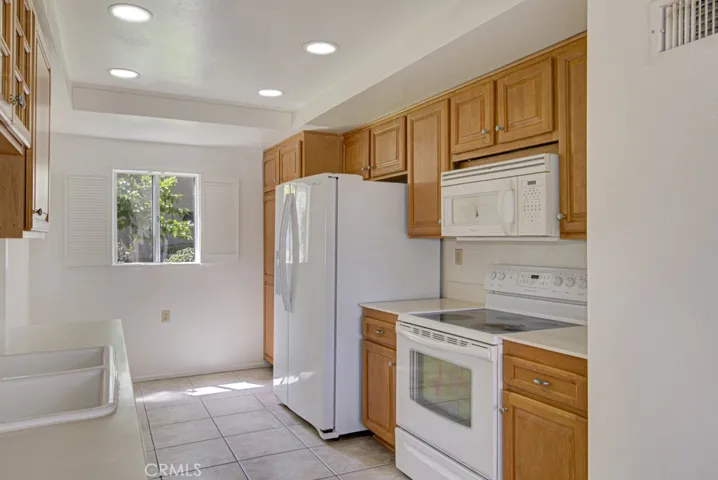 Another view of the kitchen.