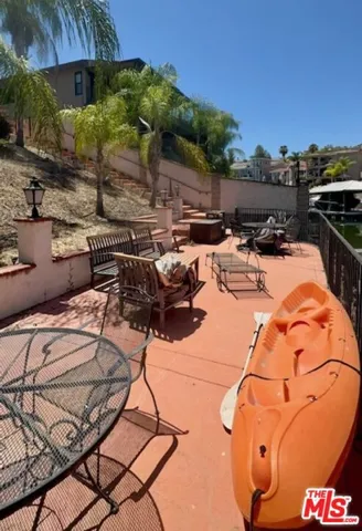 21963 Strawberry Lane, Canyon Lake, California 92587