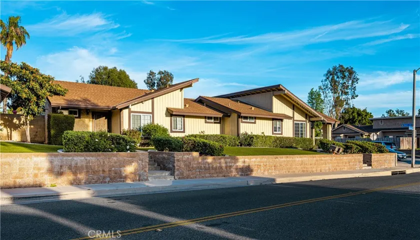 1403 E Sail Ave, Orange, California 92865