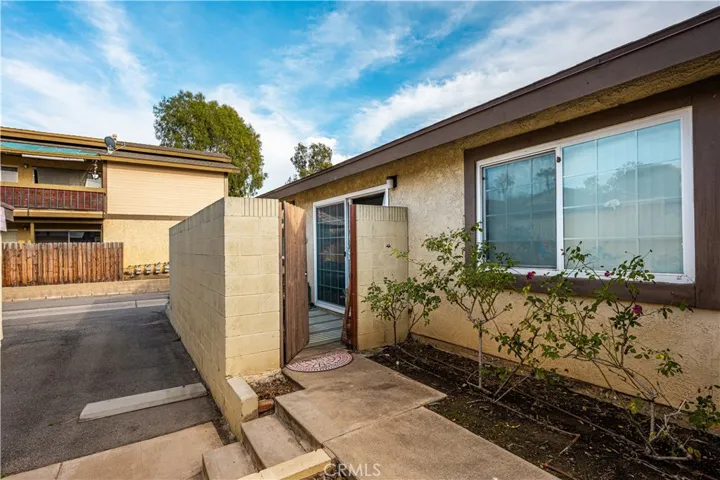 1403 E Sail Ave, Orange, California 92865