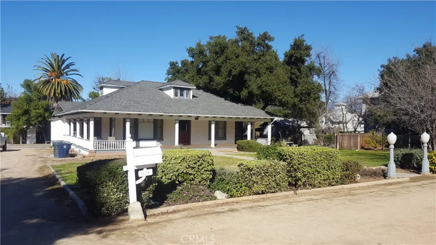 634 West Highland Avenue 2, Redlands, California 92373