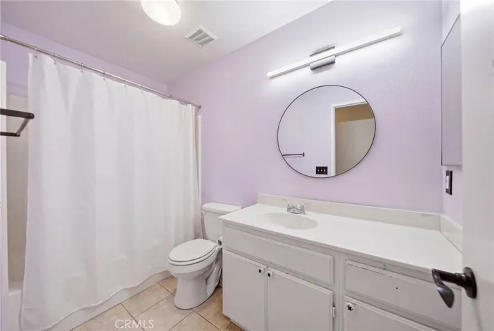 SHARED BATHROOM